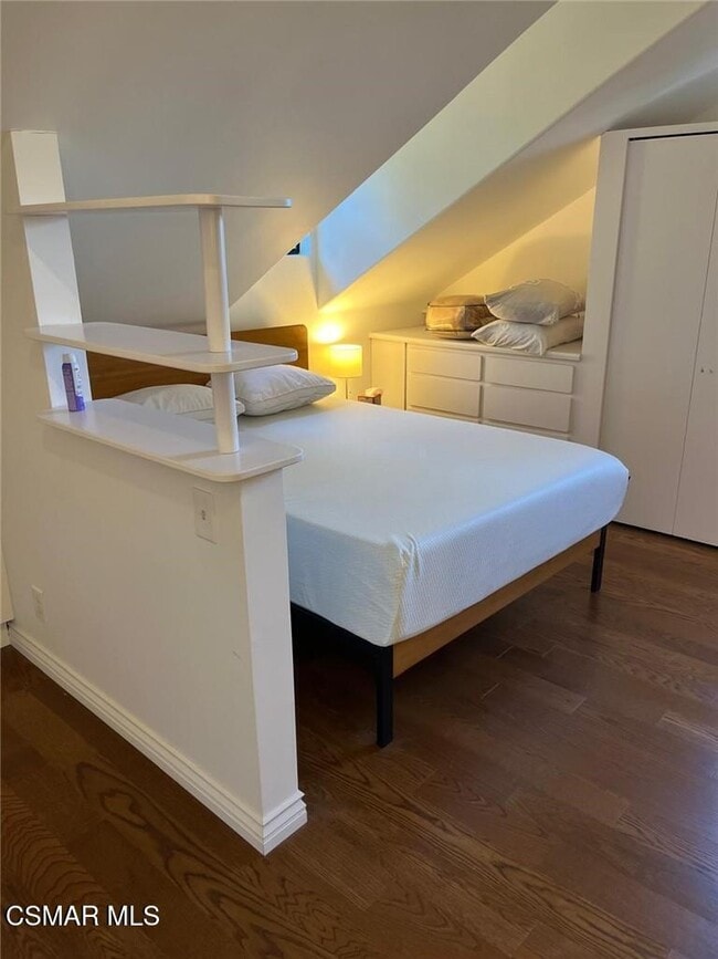 Photo - 23300 Raymond St