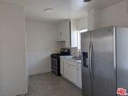 Photo - 959 S Soto St House