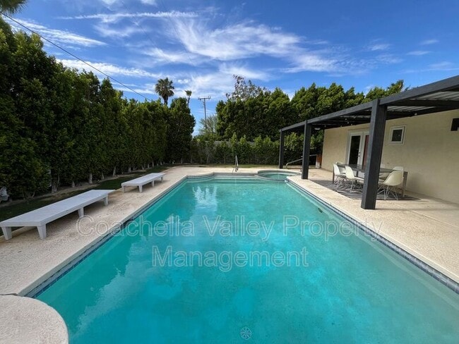 Photo - 2960 N Cypress Rd