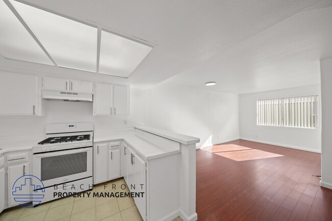 Photo - 937 10th St.