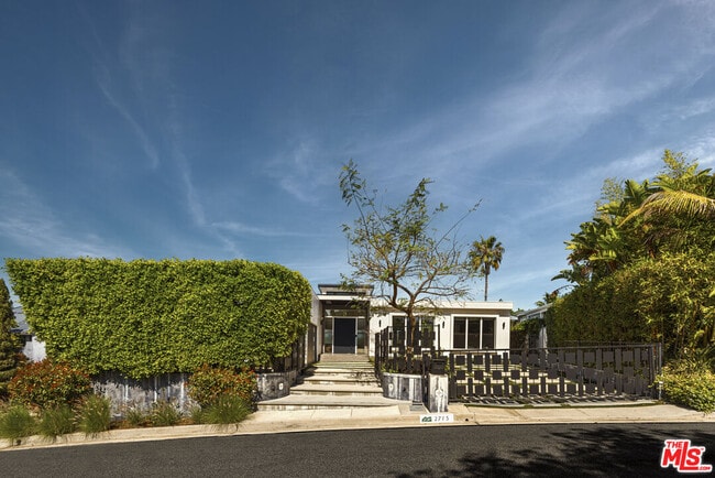 Photo - 2715 Edwin Pl