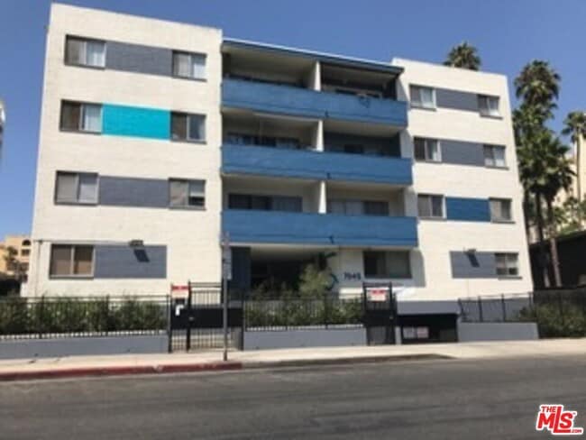 Photo - 7045 Hawthorn Ave Condo Unit 302