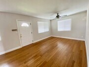 Photo - 3 Bedroom 2 Bath with View! (USD / Linda V... House