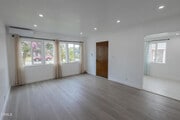 Photo - 427 N Walnuthaven Dr