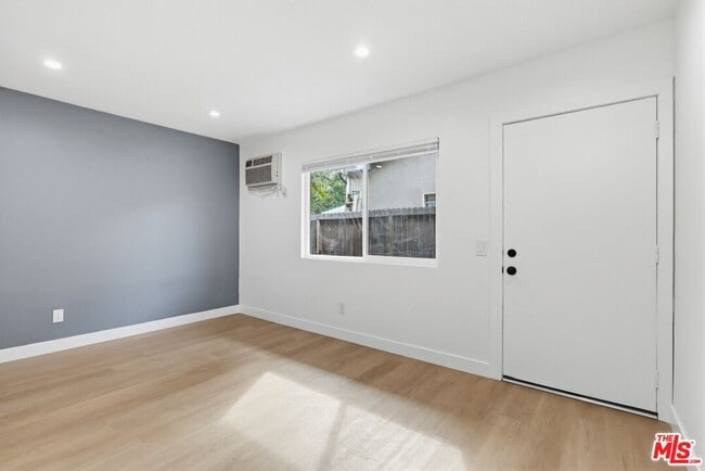 Photo - 222 S Ave 63 Unit 1