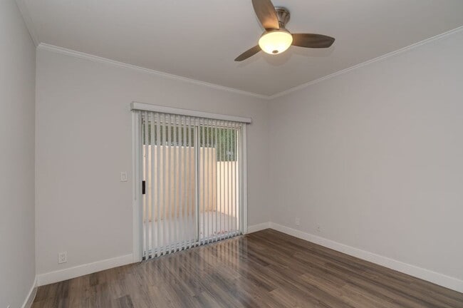 Photo - Franklin Tower