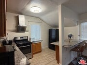 Photo - 2240 Crenshaw Blvd Unit B