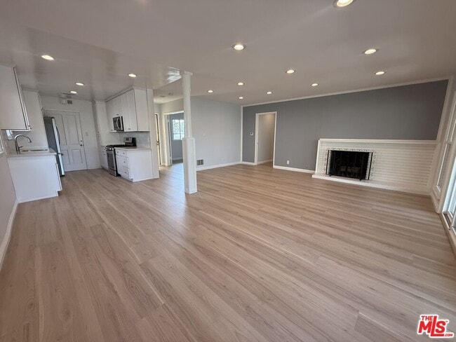 Photo - 2766 Dunleer Pl