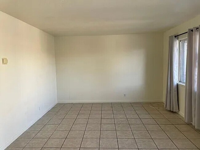 Photo - 13360 Navajo Rd Unit 2