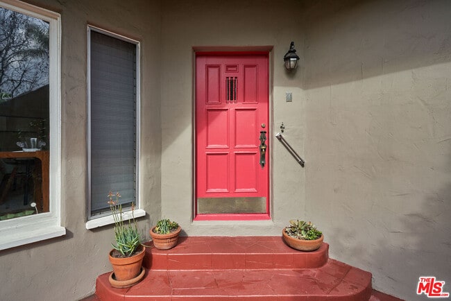 Photo - 1235 Hi Point St