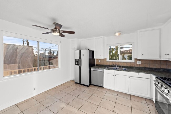 Photo - 230 Avenida Victoria Unit B