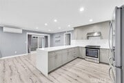 Photo - 15891 King