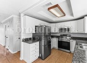 Photo - 1423 N Broadway
