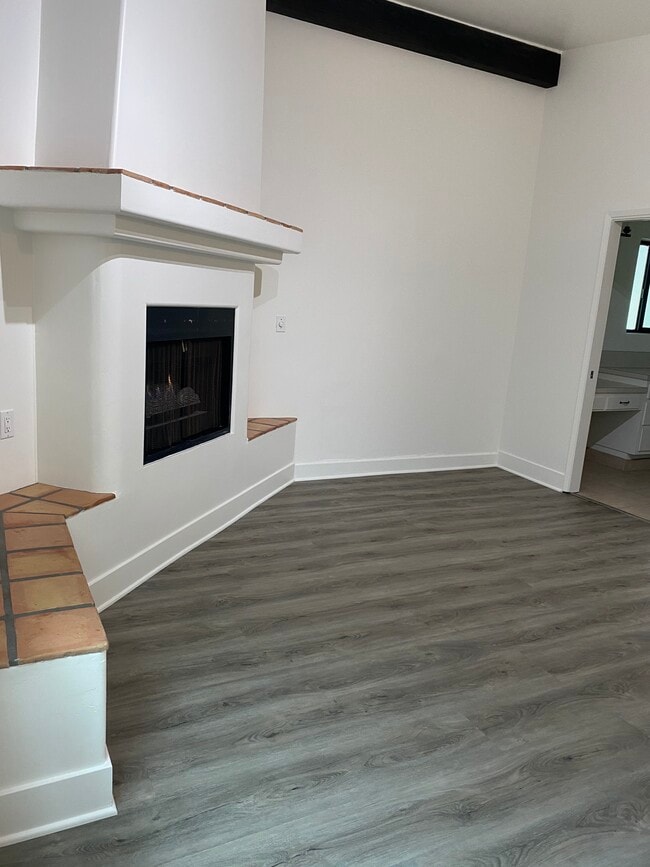 Photo - 6115 Coloma Dr Unit B