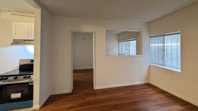 Photo - 39 Sunset Ave