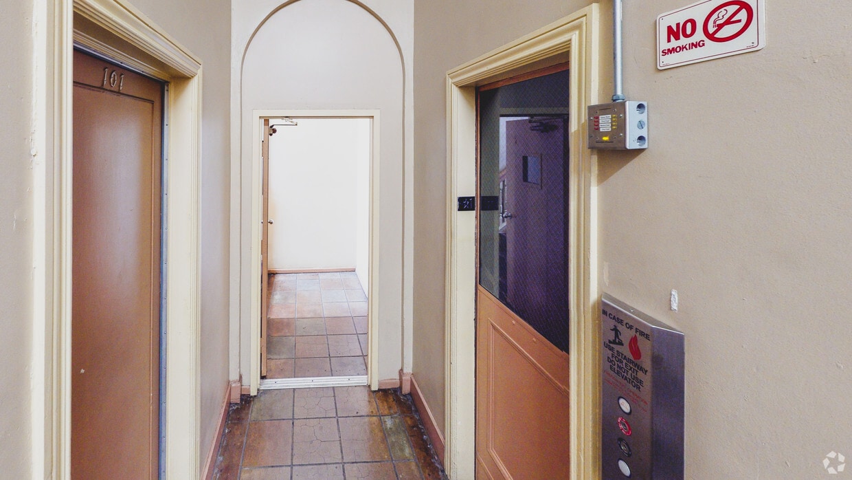 3D Tour - The Rayfield Apartments