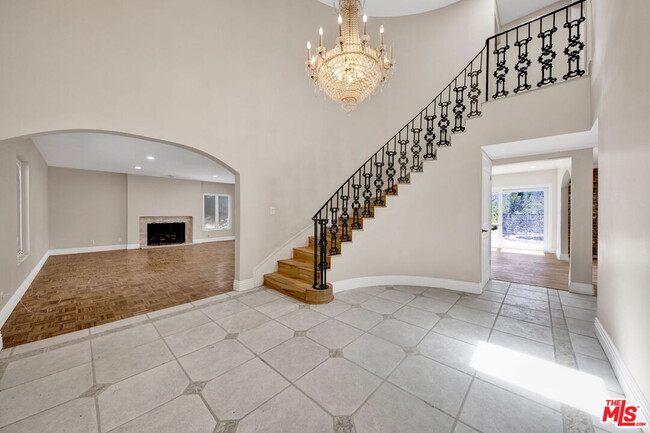Photo - 16608 Park Ln Cir