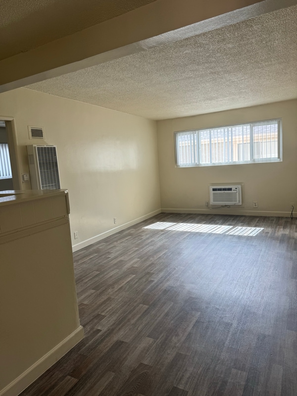 Building Photo - 6248 N San Gabriel Blvd