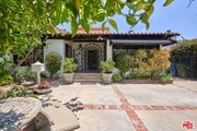 Photo - 424 N Arden Blvd House
