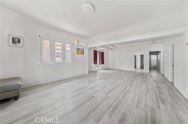 Photo - 220 E Kingsley Ave