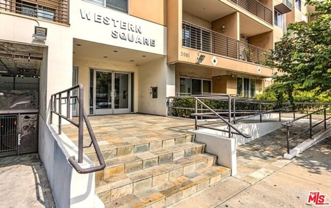 Photo - 3061 W 12th Pl Unit 303