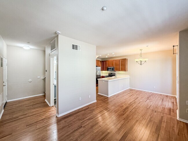 Photo - Great 1B/1.5BA Townhome in 4S Ranch