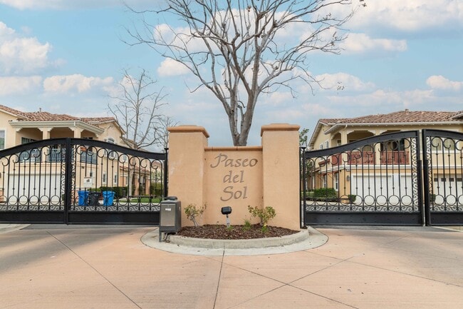 Photo - 4120 Paredo Way Townhome