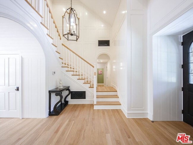 Photo - 744 San Lorenzo St