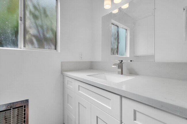 Photo - 4745 Choctaw Dr Unit 3