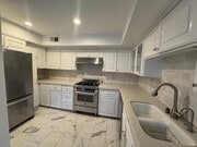 Kitchen - 840 20th St