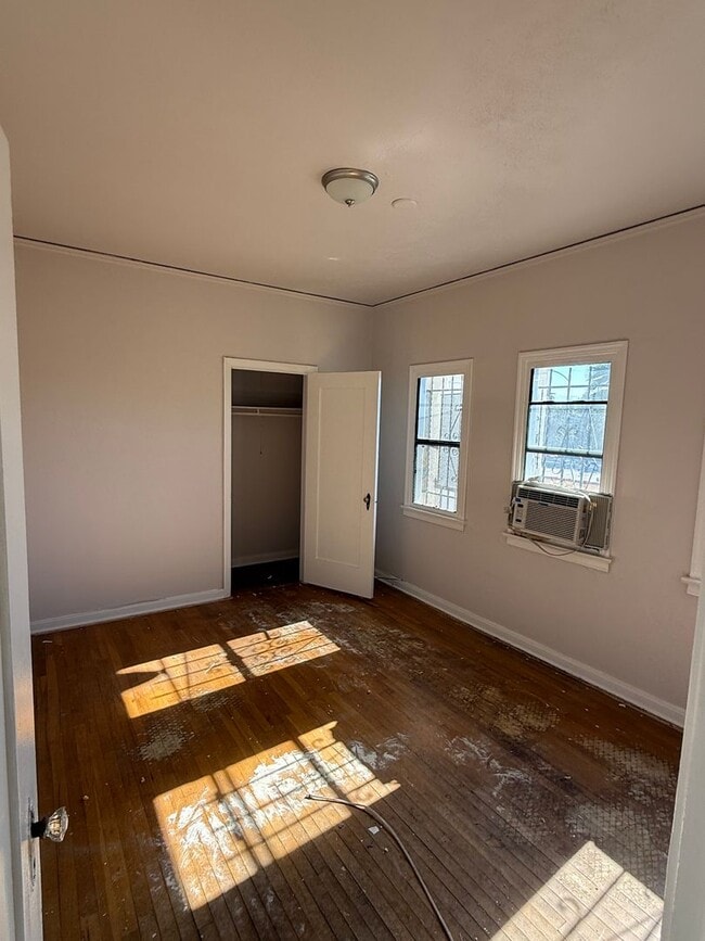 Photo - 5942 Willoughby Ave Unit 5