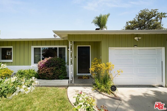 Photo - 22621 Dolorosa St