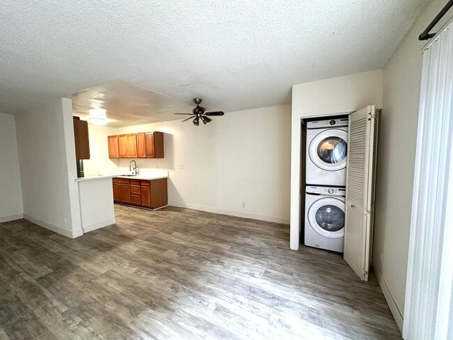 Photo - 12117 Pacific Ave Unit 06