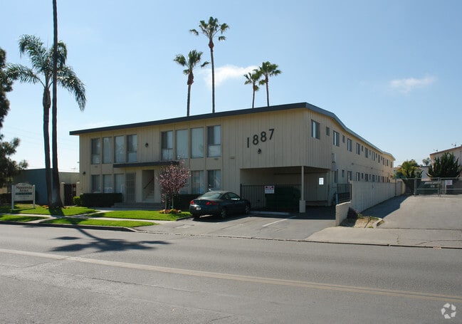 1887 Monrovia - 1887 Monrovia Apartments
