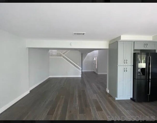 Photo - 2096 Northshore Dr House