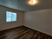 Room#2 - 337 E Ash Ave House