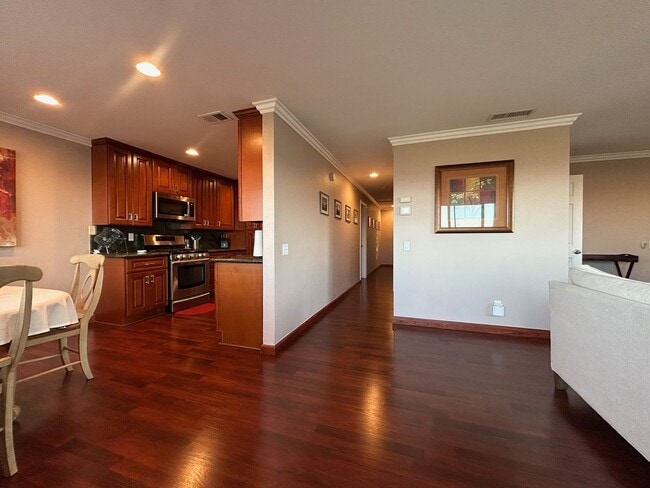 Photo - Rent Today!! Stunning 3-Bedroom Condo with...