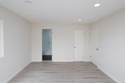 Master 2BR 2 BA2 - 932 Maltman Ave.