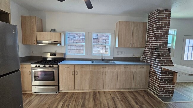 Building Photo - 2309 National Ave Rental