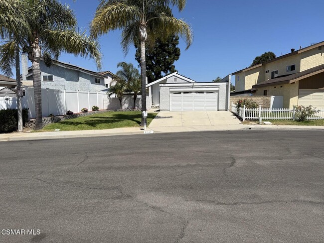 Building Photo - 636 Malaga Ct