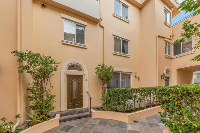 Photo - 4732 Radford Ave