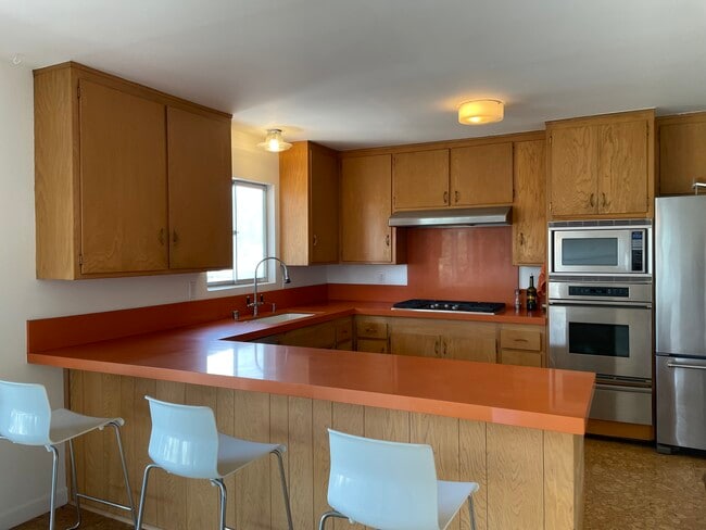 Photo - 1827 Oak Tree Dr