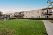 Photo - Wexford Manor Apartments