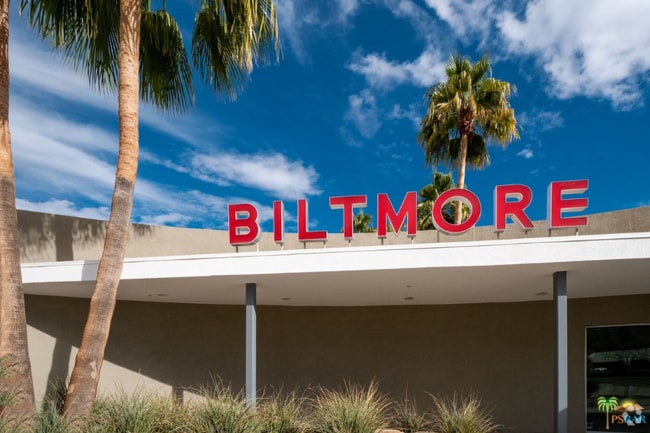 Building Photo - 1020 E Palm Canyon Dr Rental