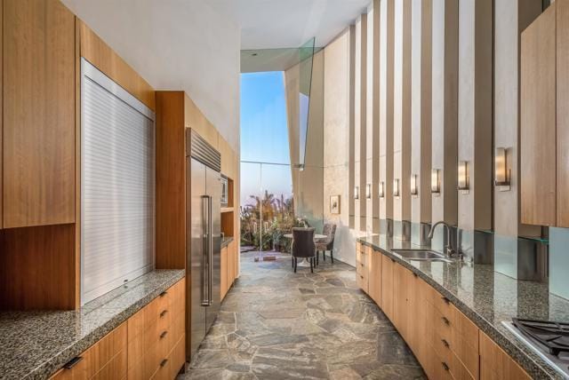 Photo - 724 Muirlands Vista Way