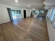 Photo - 215 W 11th St