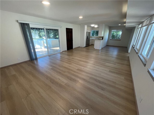 Photo - 215 W 11th St