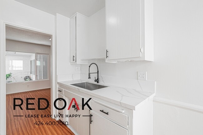 Photo - 439 S Catalina St Unit 4