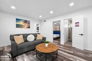 Photo - Modern 3Bdm 1Ba Unfurnished Downstairs Uni...