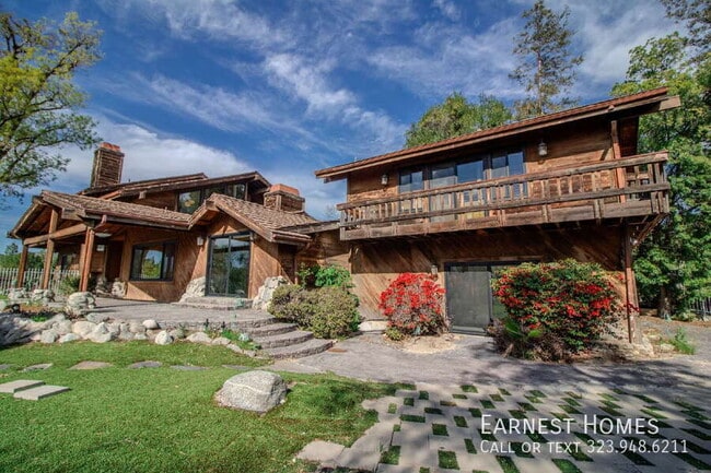 Photo - 11619 Lerdo Ave